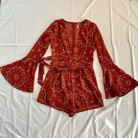 Sage 70s Style Romper Size S Dark Orange - Picture 4 of 4